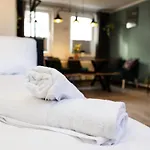 Wonderwall - - 5x Boxspringbed - Kitchen 아파트