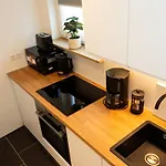 Wonderwall - - 5x Boxspringbed - Kitchen Lejlighed