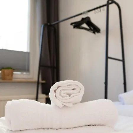 Wonderwall - - 5x Boxspringbed - Kitchen Apartment Bremen